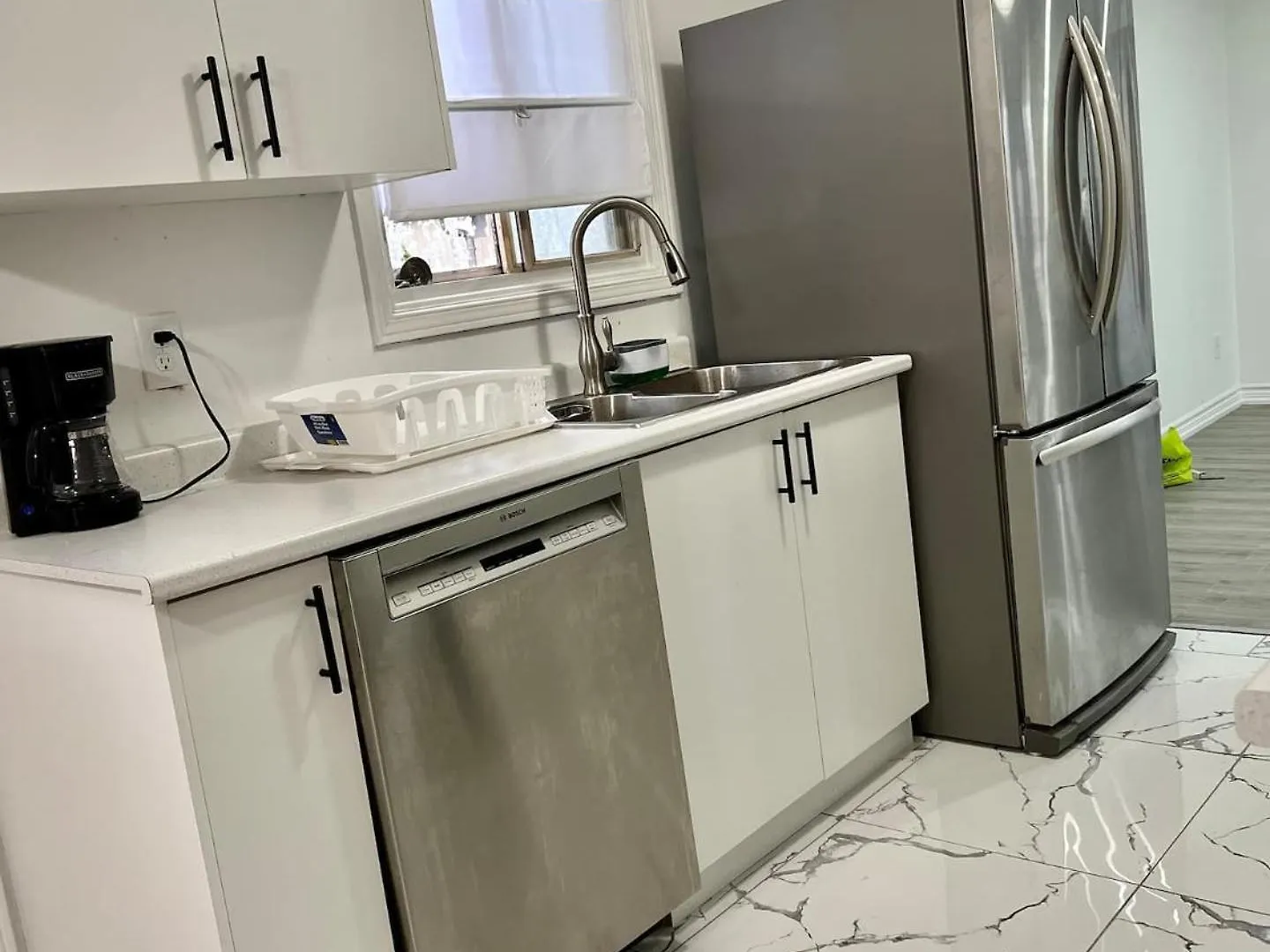 K8 Room Near Airport Mississauga